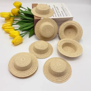 Mini boater straw hats in beige, white and coffee with tulips